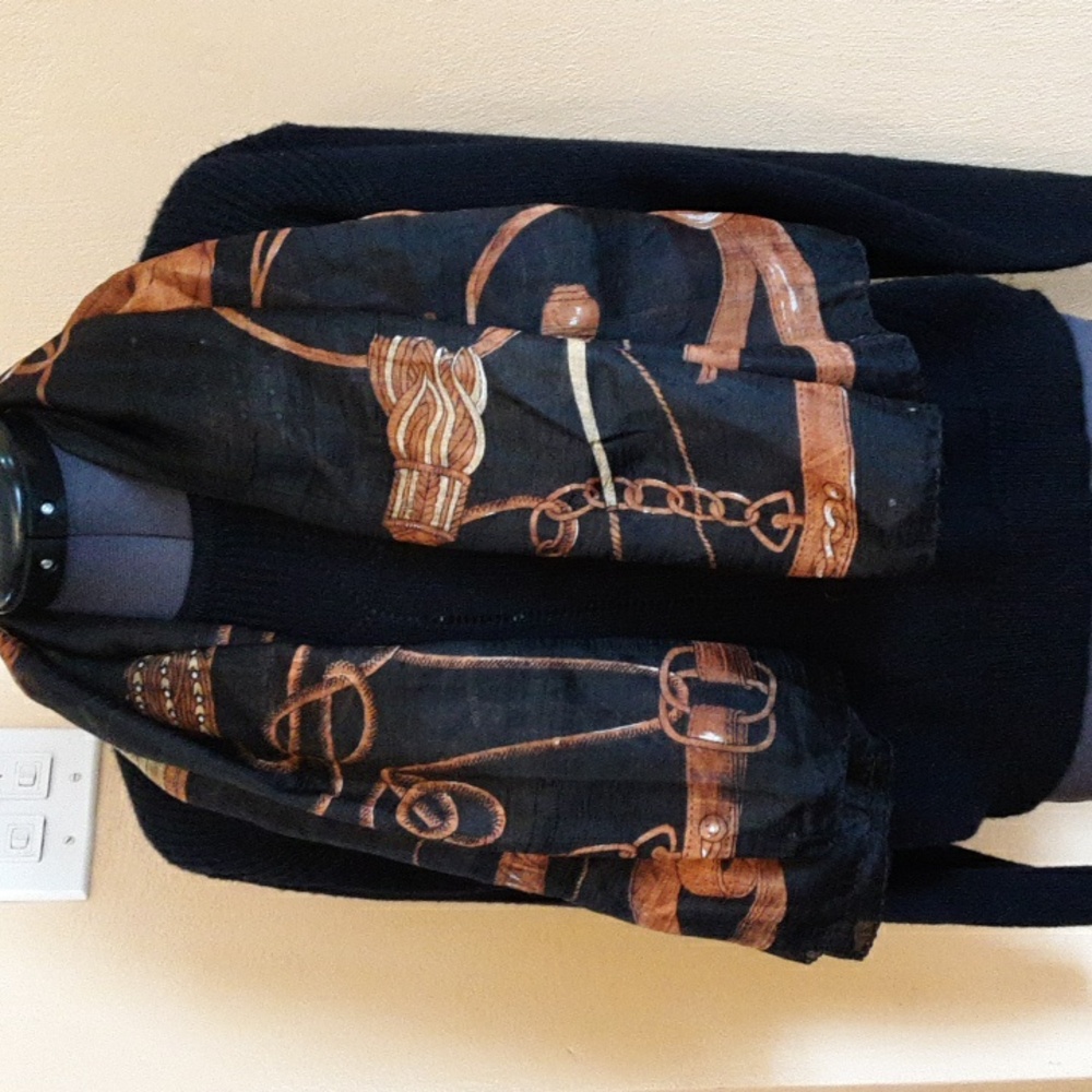 NWT Equestrian-Themed Black and Brown Semi-sheer Silky Large Scarf - Picture 4 of 7